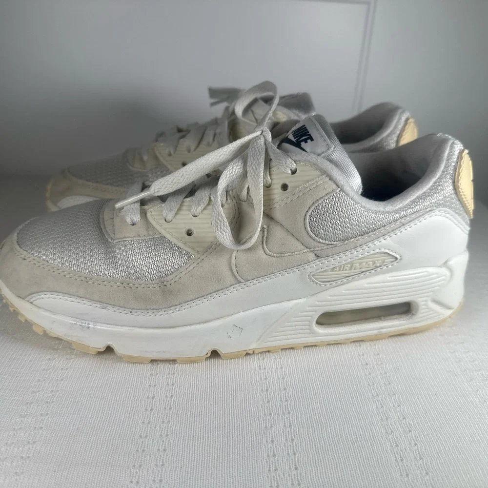 Nike Air Max 90 ID White Running Sneakers